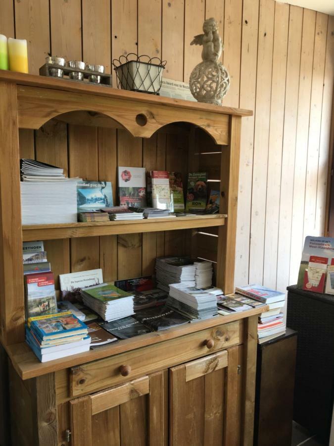 'T Wolvennest Bed & Breakfast Heuvelland Bagian luar foto