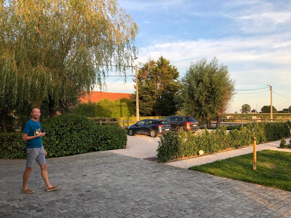 'T Wolvennest Bed & Breakfast Heuvelland Bagian luar foto